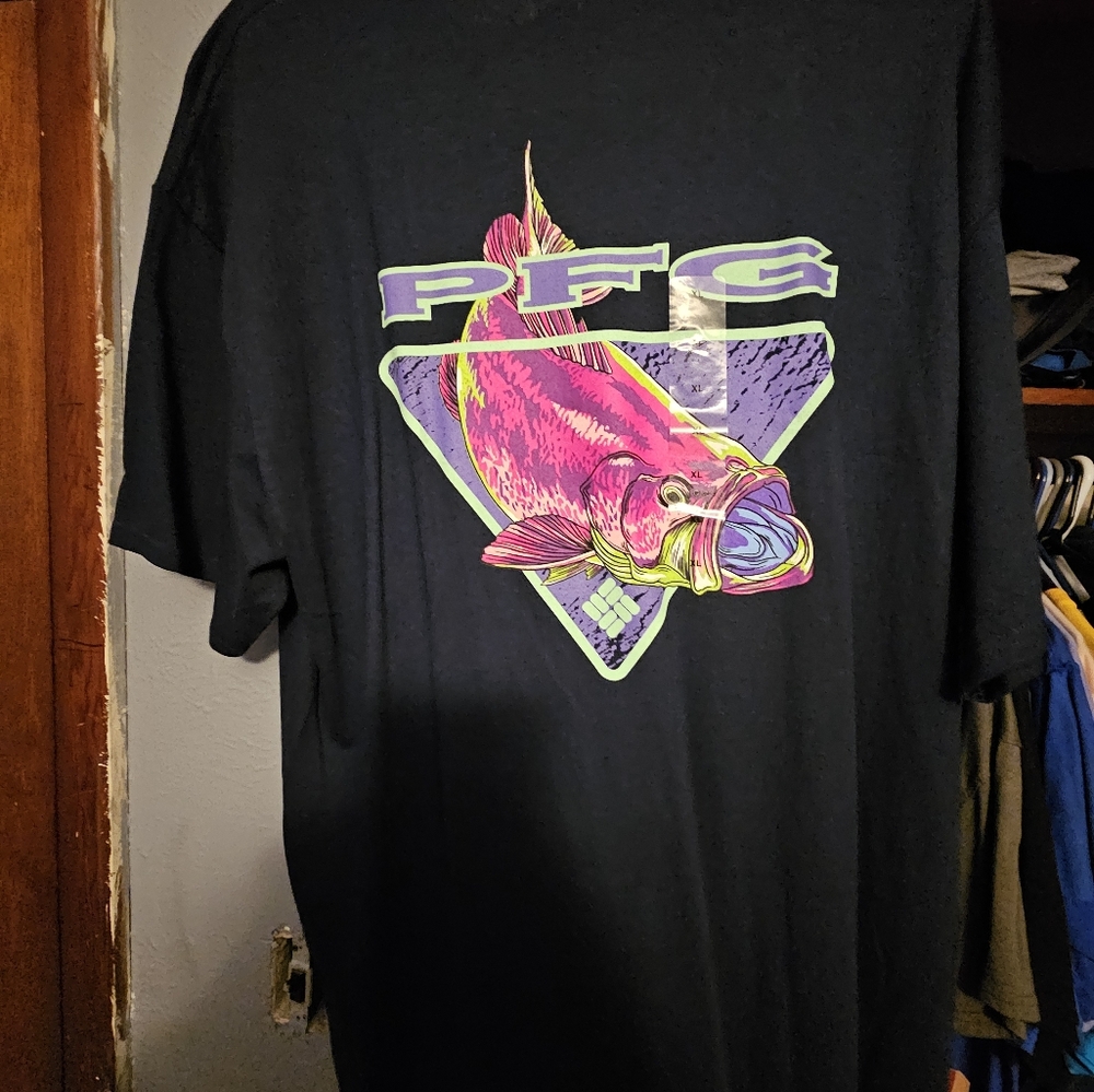 Mens Columbia pfg t shirt
